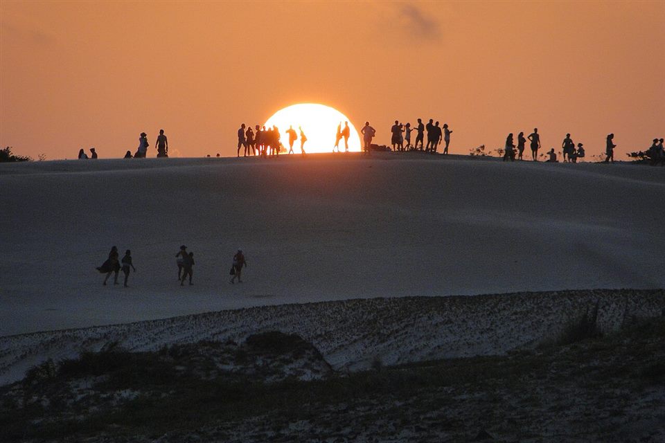 Pôr do sol nas dunas de Itaúnas