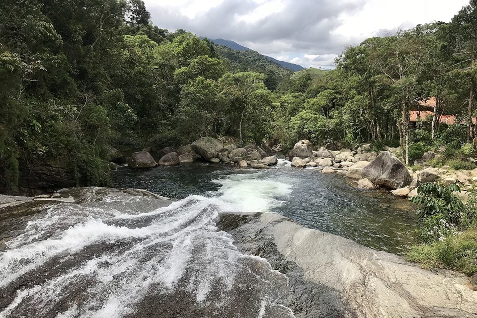 Cachoeira do Escorrega, na Maromba