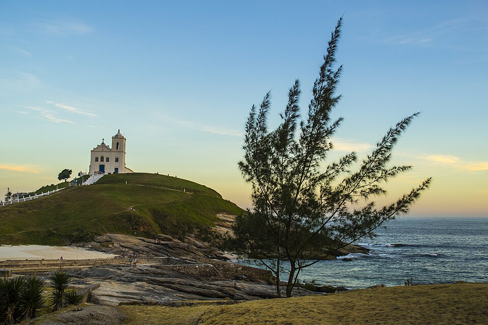Igreja de Nossa Senhora de Nazareth ao entardecer